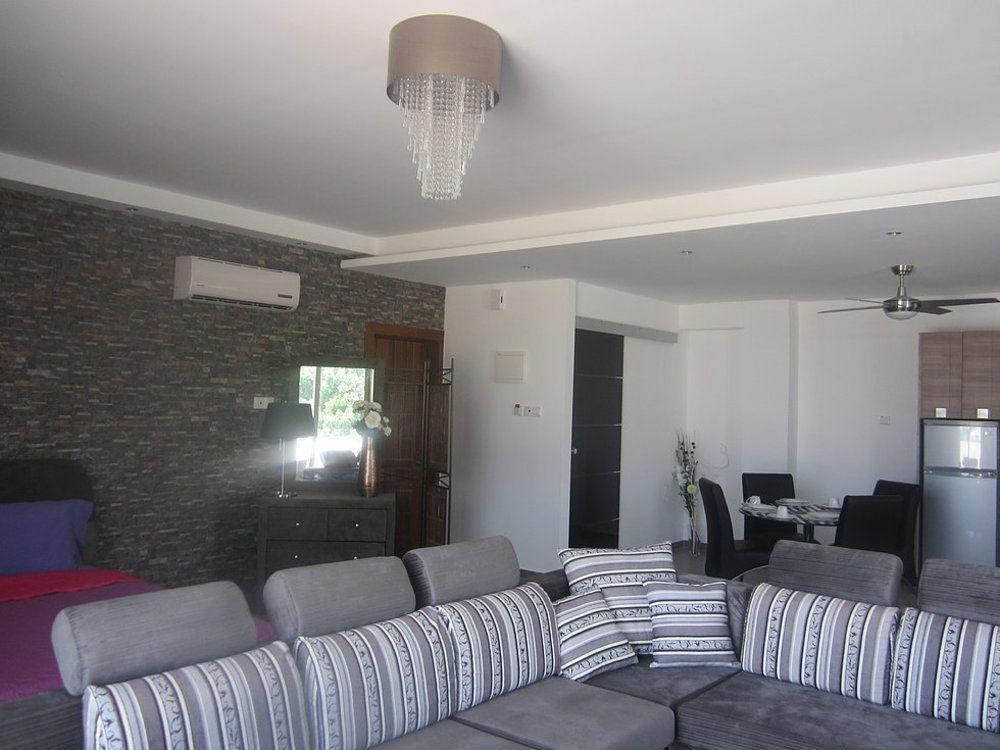 Marina Apartments 211 Larnaca Esterno foto